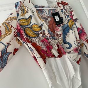 Large Multicolor floral body suit, Fashion Nova